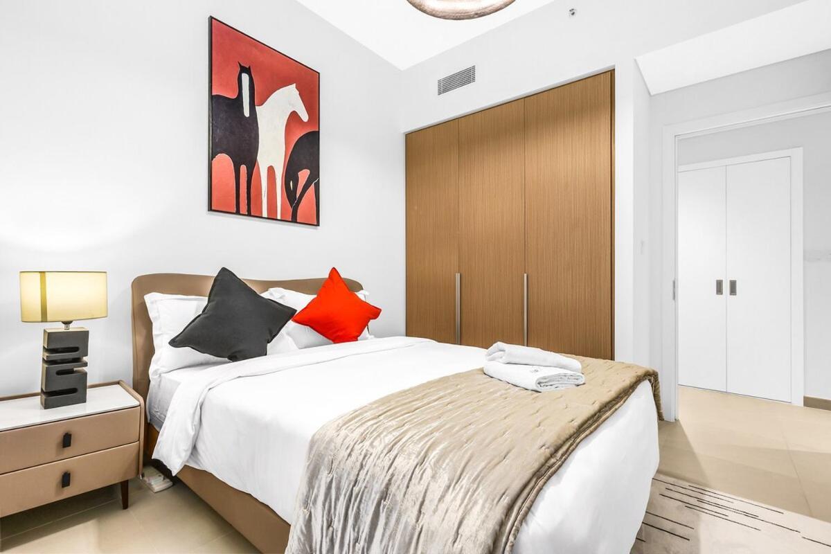 First Class 2br Design Meets Comfort Apartment Dubai