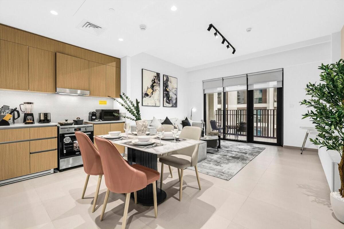 First Class 2br Design Meets Comfort Apartment